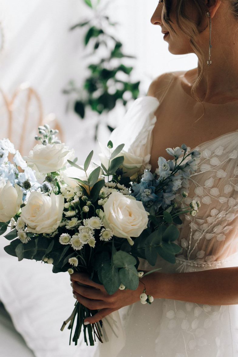 Bride holding a bouquet of flowers