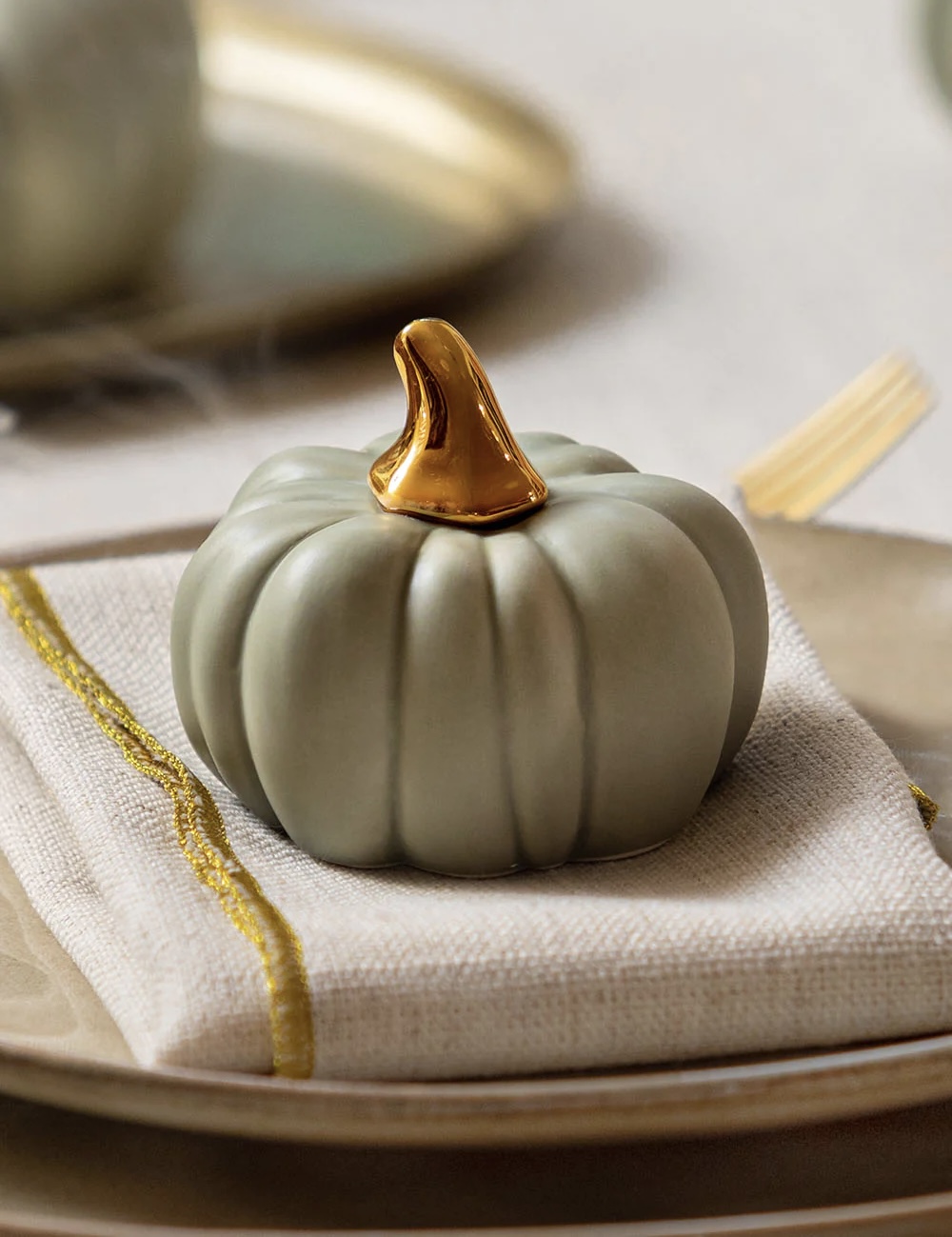 A festive pumpkin table décor from Fox Home