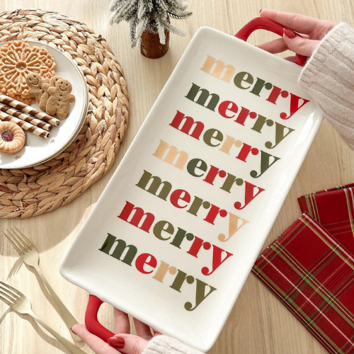 Christmas themed dinnerware pan